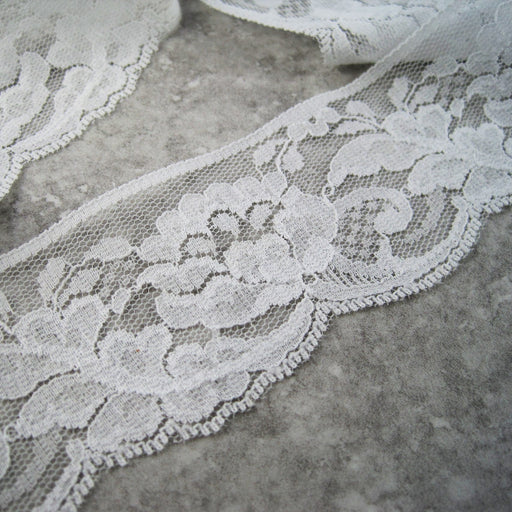 Flat white Lace 48mm wide.